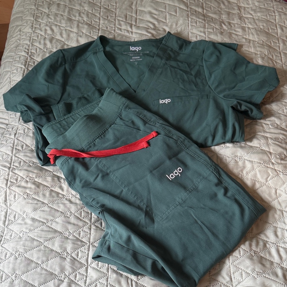 Women's Green Scrub Set